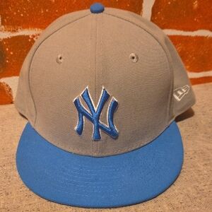 🎆 New Era NY Yankees Cap - Grey And Sky Blue - 7 1/2" 🎆